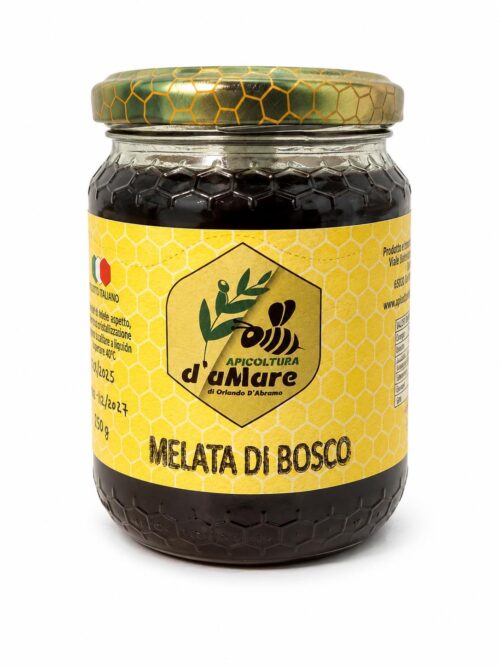 Vasetto di melata di bosco Apicoltura d’aMare su sfondo bianco